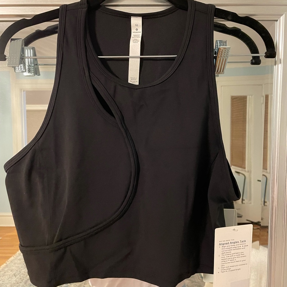 Lululemon Aligned Angles cropped tank